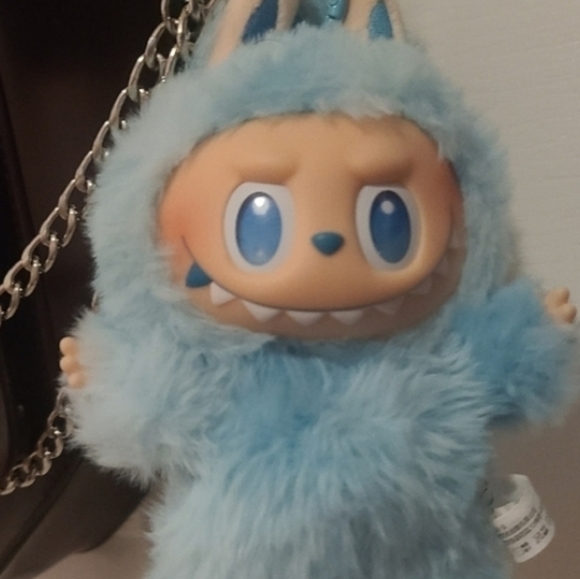 POP MART THE MONSTERS - Big IntoEnergy, HOPE (Blue Labubu) - Picture 4 of 5